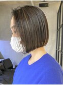 ナチュラルハイライトミニボブ コントラストハイライト 前下がり