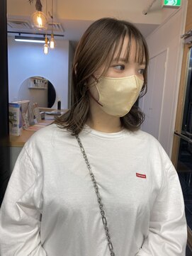 ノイ(noii) /ミディアム/オリーブべージュ/シースルーバング