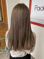 パディントン(Paddington) ハイトーンでも艶感◎シルバーベージュで上品に♪