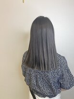 ルッソカナン(Lusso canaan)&nbsp;グレージュ/切りっぱなしヘア