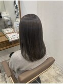 アッシュグレージュ
