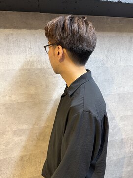 バーバーバー アカバネ(BARBER-BAR AKABANE) ビジネス場面にもピッタリ　清潔感MAXパーマスタイル