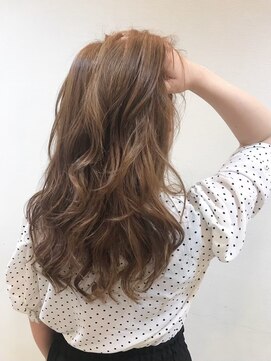 コテ巻き韓国風パーマ