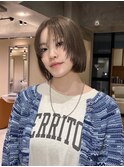 【近藤真帆】ブラウンベージュ　レイヤーボブ　ブリーチ