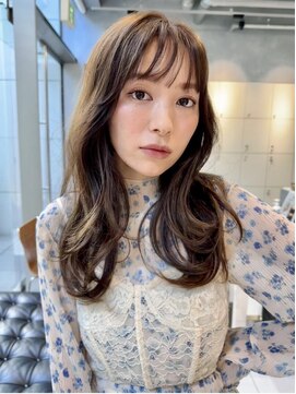 サンバレー(SUNVALLEY) 柔らかレイヤーフェミニン艶アッシュブラウン