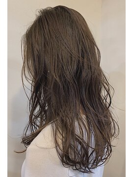 レセ 南柏店(Laissez) ミルクティーアッシュ/ウェットスタイル/ロング【レセ南柏店】