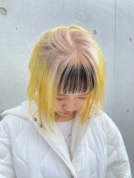 ユーリ(JUURI) ルーツカラー / ベージュ / イエロー / ボブ
