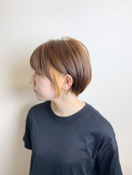 アイズ 本厚木(AIZU) イヤリングカラー×丸みショート