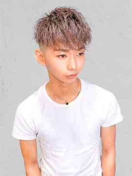 ディーバ 藤沢(D.I.E.V.A) 20代30代40代モテ髪ハイライトベージュメンズベリーショート