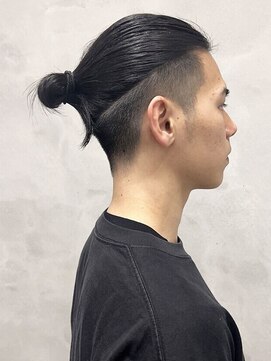 ウクラ バイ レシッド 池袋(uchla by rcid) 最高な漢髪!流行マンバンヘア☆黒髪刈り上げモテるメンズカット