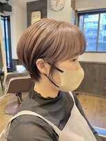耳かけ丸みショート