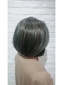 大人女性のハイライトボブ
