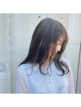 ニード(need) 暗髪グレージュ