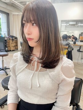 ラヴィズム(LUVISM) ミルクティーベージュダブルカラーブリーチ新潟万代
