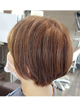 エノモト(ENOMOTO) 大人可愛いマッシュショートボブ小顔レイヤーカット20代30代40代