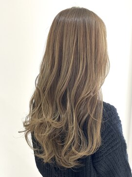 カヌヌ(KANUNU) ☆つややかハイトーンベージュ☆