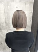ハイトーン切りっぱなしボブ