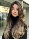 イメチェンホワイトブロンド美髪ワイドバング外ハネボブ