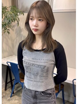 シーン(SCEN) Olivegreige