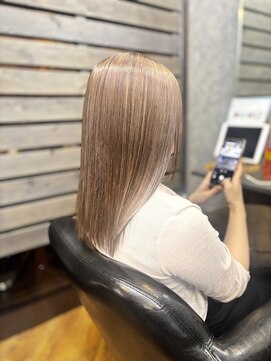 アール(R) ブリーチ履歴のある方の艶髪酸性ストレート