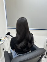 リラ(Rira)&nbsp;暗髪カラー