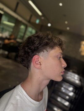 フランクスバーバーリベラルド 横浜(FRANK'S BARBER LIBERALD) MEN’S HAIR/テーパーフェード　ST