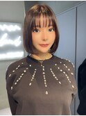 大人ガーリーダークアッシュミディアムレイヤーカット髪質改善