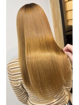 オクタ(Octa) ロングレイヤースタイル