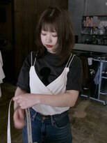 ウニュ(uninu)&nbsp;レイヤーカット くすみベージュ