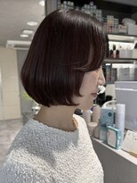 ログ(log)&nbsp;ニュアンスパーマ　髪質改善カラー　顔まわり　レイヤー　艶髪