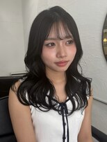 マロ(MALo) シアーブラック×レイヤー くびれ巻きヘア