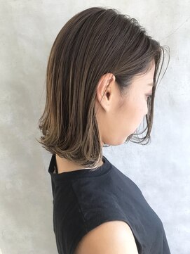 ムウ 難波(MOU) ハッシュカットフルバング似合わせカットレッドブラウン20代30代