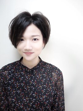 アサクラ シンキタ(ASAKURA SHINKITA) 黒髪×ショート