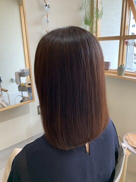 リト(Lit) 【大人かわいい】小顔ミディアムボブ