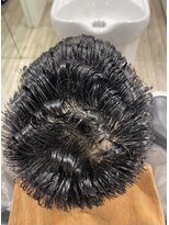 ドルクス 日本橋(Dorcus)&nbsp;日本橋濡れパン　パンチパーマ　アイロンパーマ スキンフェード