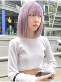 色落ちも楽しめるホワイトカラー+ボブ