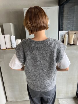 モノトーン(MONOTONE) ミニボブ
