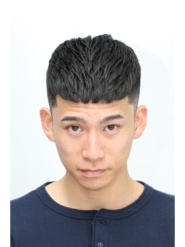 カーウォッシュバーバー(CARWASH BARBER) アイロンパーマクロップ