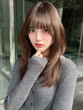 ユーフォリア 銀座本店(Euphoria) ウルフレイヤー レイヤーカット 顔周りカット 美髪 透明感カラー