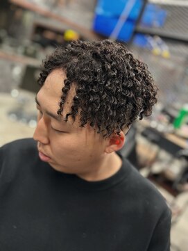 フォーコーナーズカットショップスリーセント 栄(FourCornersCutShop 3/cent) スプリングドレッド