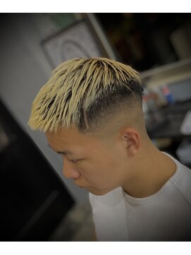 エーピーティートアウエスト(APT. TOR WEST) crop