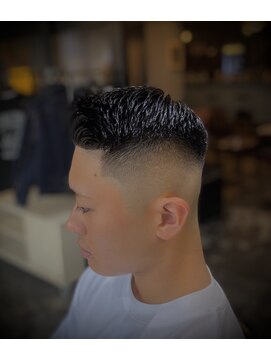 エーピーティートアウエスト(APT. TOR WEST) feather up