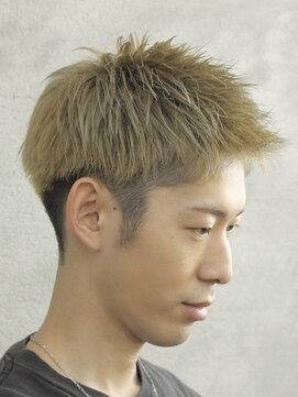 ミッドシー(mid-c) ツーブロックショート［メンズカット/ツーブロック/眉カット］