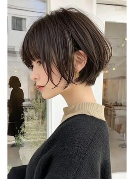 リアン アオヤマ(Liun Aoyama) 甘い質感のショートボブ