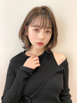 オムニス 表参道(Omnis) ハイレイヤー/ミディアム・ロング/20代/30代/顔周り・フェイス