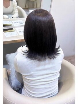 アンド ラ ブランシュ(&.La Blanche) オリーブグレー/クラゲヘアー/小顔に見せるヘア/髪質改善