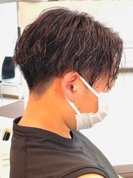 宇都宮ツイストスパイラルパーマツイストパーマセンターパート