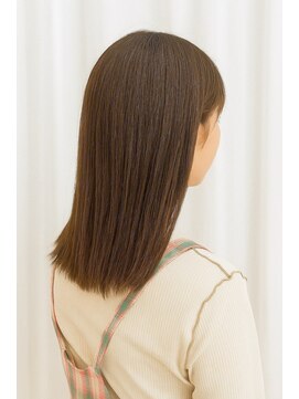 ストーリー バイ ジュエル 関内駅前店(Story by JEWEL) ナチュラルストレートミディ