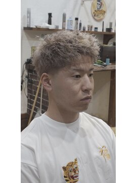 ヴェルゴ 沖浜店(vellgo) fringe spiky