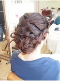 編み込みパーティアレンジ